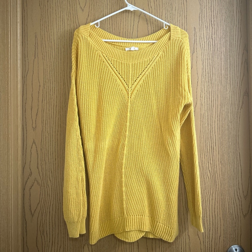 Knit sweater